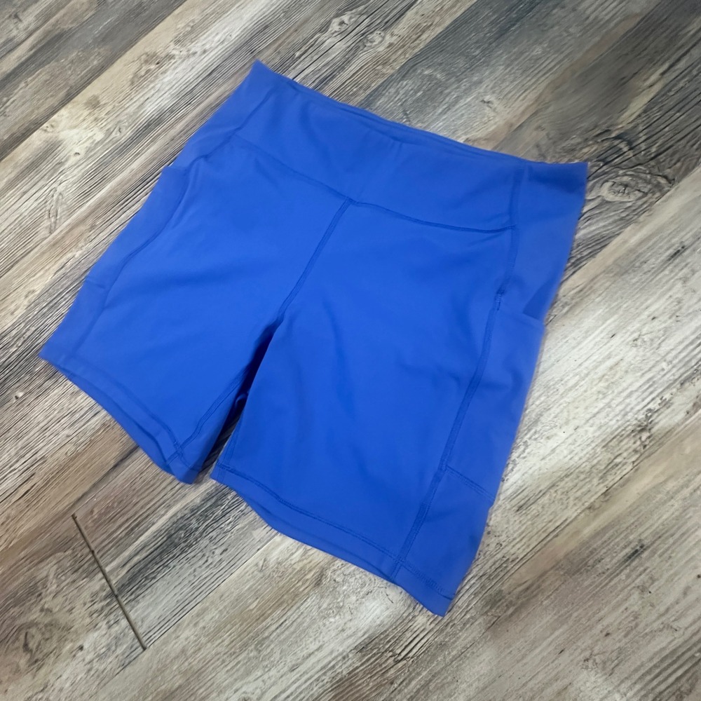 NWOT Tek Gear Ultrastretch Blue Bike Shorts Women 1X High Waist Pockets Gym